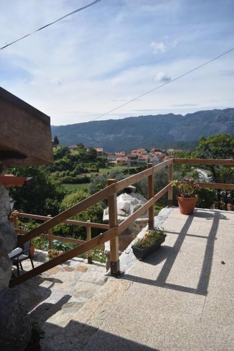 Casinha Estrela Da Encosta - Geres Villa วีเอย์รา ดู มีโญ ภายนอก รูปภาพ